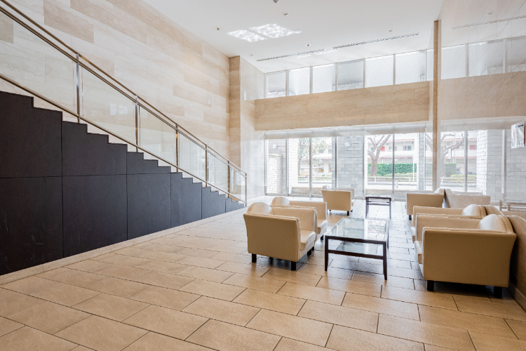 グランジオ武蔵野のタワーエントランスラウンジ